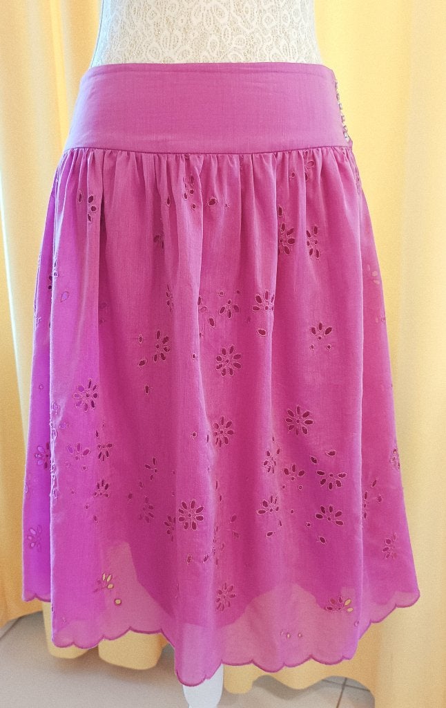 Massimo Dutti Silk Midi skirt, size 38/28, Kleding | Dames, Rokken, Maat 38/40 (M), Massimo Dutti, Ophalen of Verzenden, Zo goed als nieuw