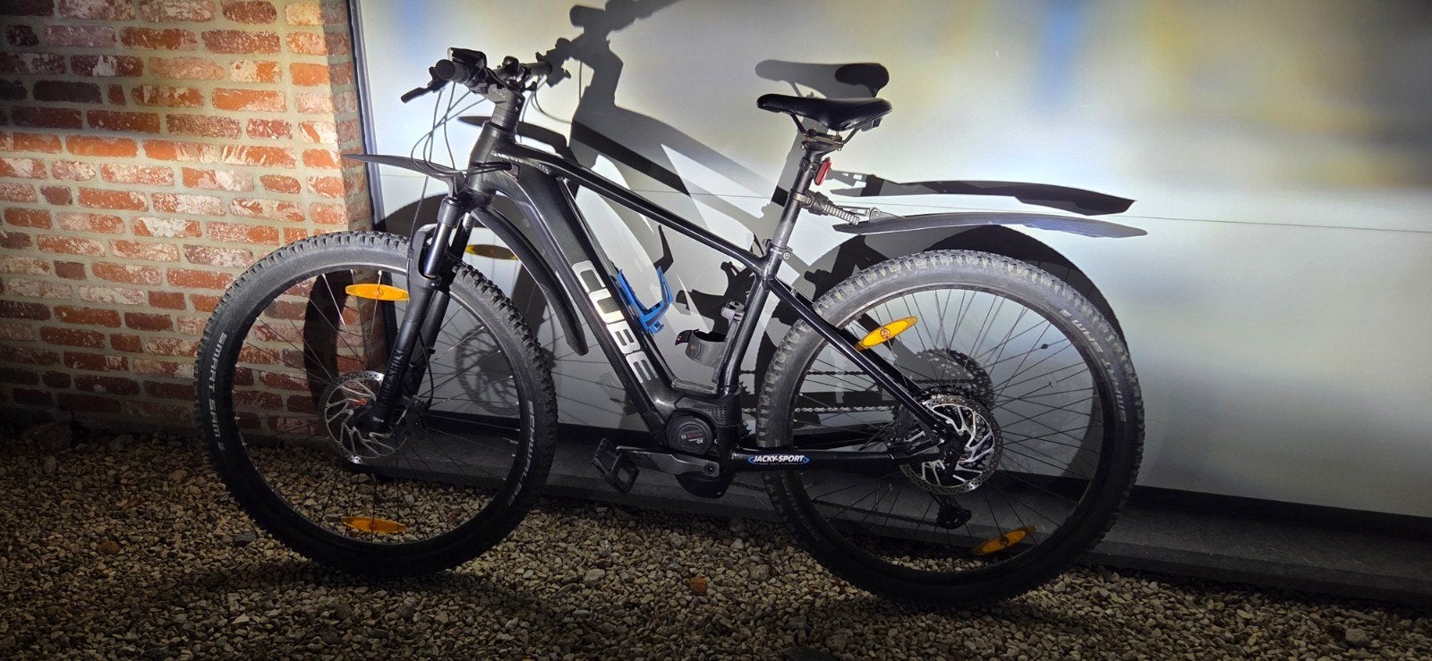 Topklasse Cube Reaction Hybrid 29" E-MTB – Krachtige Bosch C, Vélos & Vélomoteurs, Enlèvement, Comme neuf, 50 km par batterie ou plus