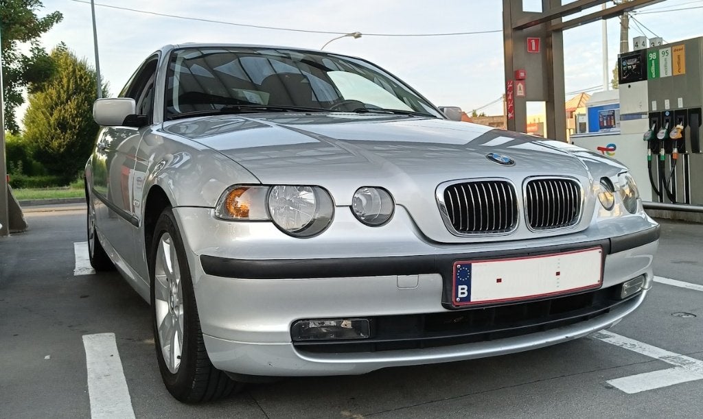 BMW 316ti essence toit ouvrant; Pièce, à réparer ou EXPORT, Auto's, 170 g/km, Zwart, 4 cilinders, 1796 cc