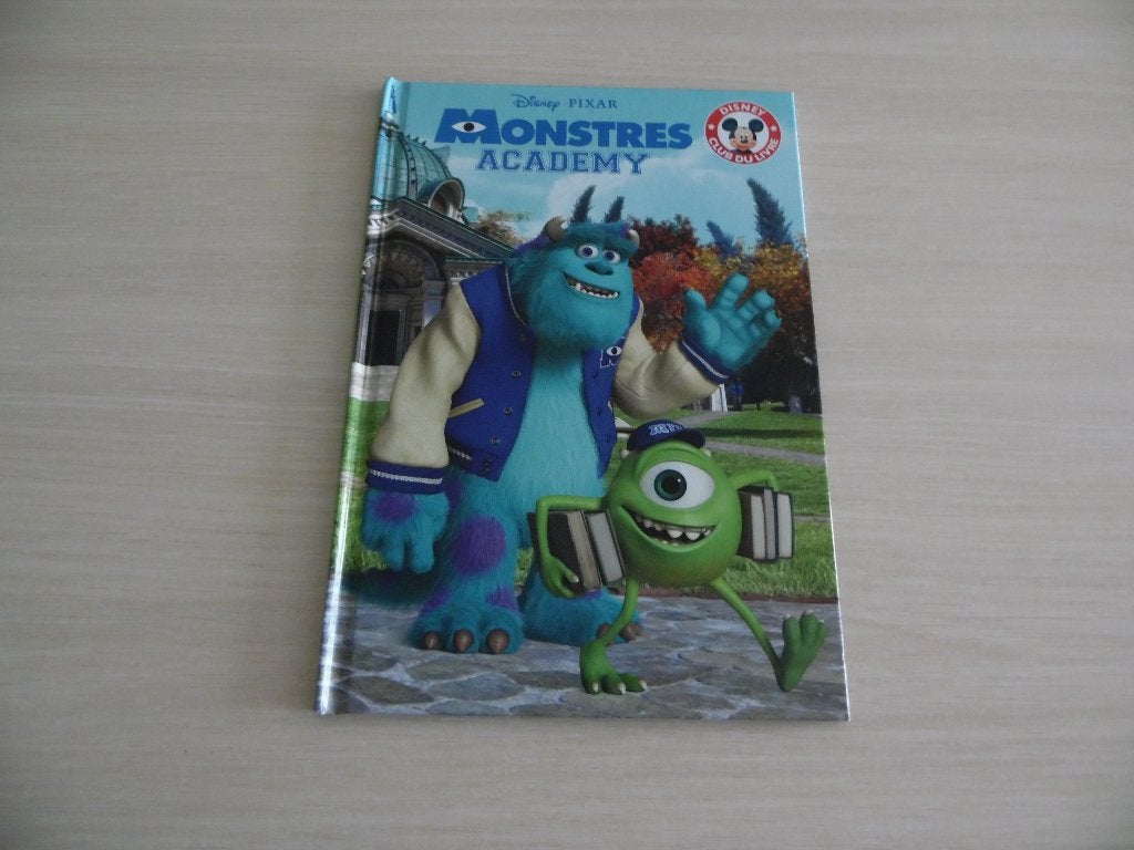 MONSTRES ACADEMY     MICKEY CLUB DU LIVRE, Livres, Garçon ou Fille, Enlèvement ou Envoi, Fiction général, Comme neuf