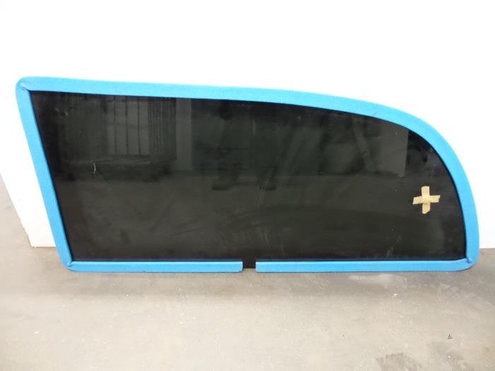 Extra Ruit 2Deurs links-achter van een Mercedes Vito (Vito 0, Gebruikt, -, -, Ophalen of Verzenden