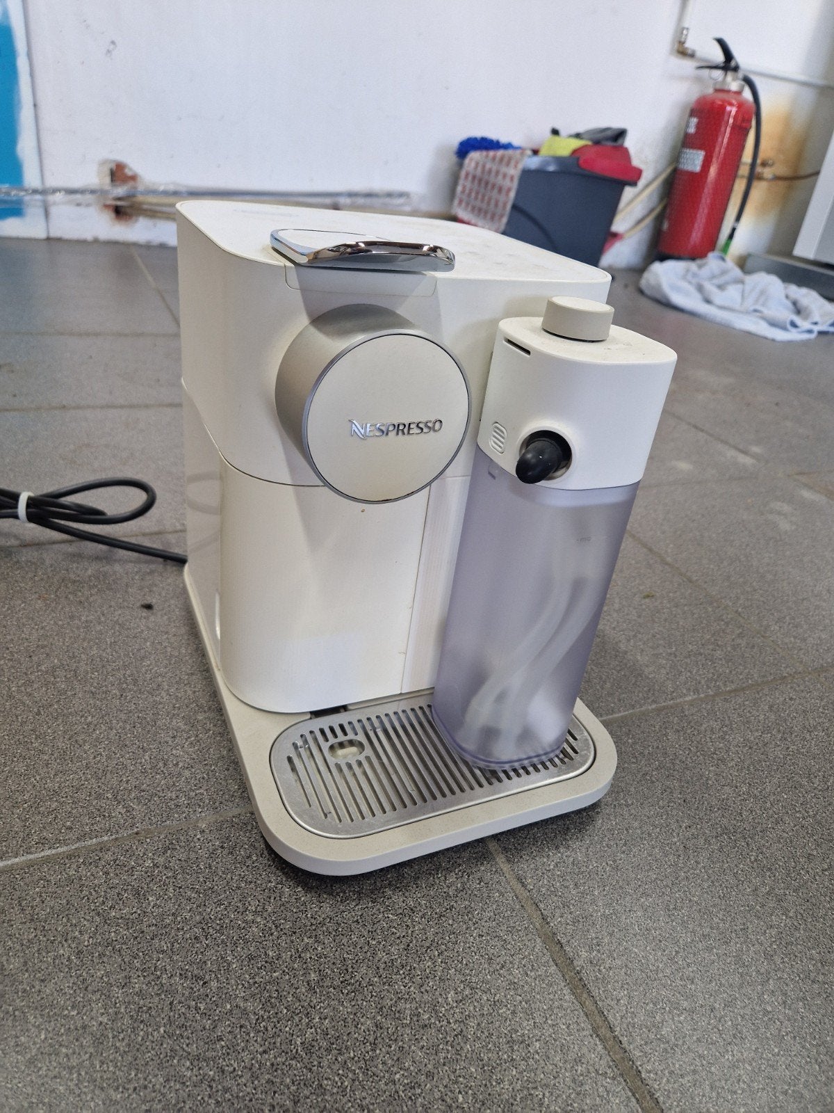 DeLonghi nespresso, Ophalen