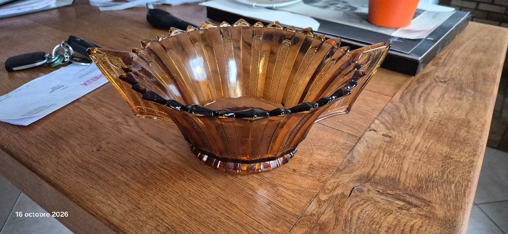 Coupe Art Déco en verre pressé moulé, Enlèvement