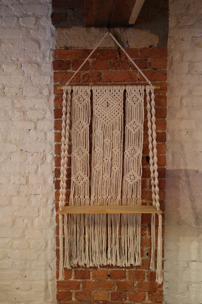 Macramé wandrek met houten plank – Boho wanddecoratie, Gebruikt, Handgemaakt, 50 cm, Ophalen