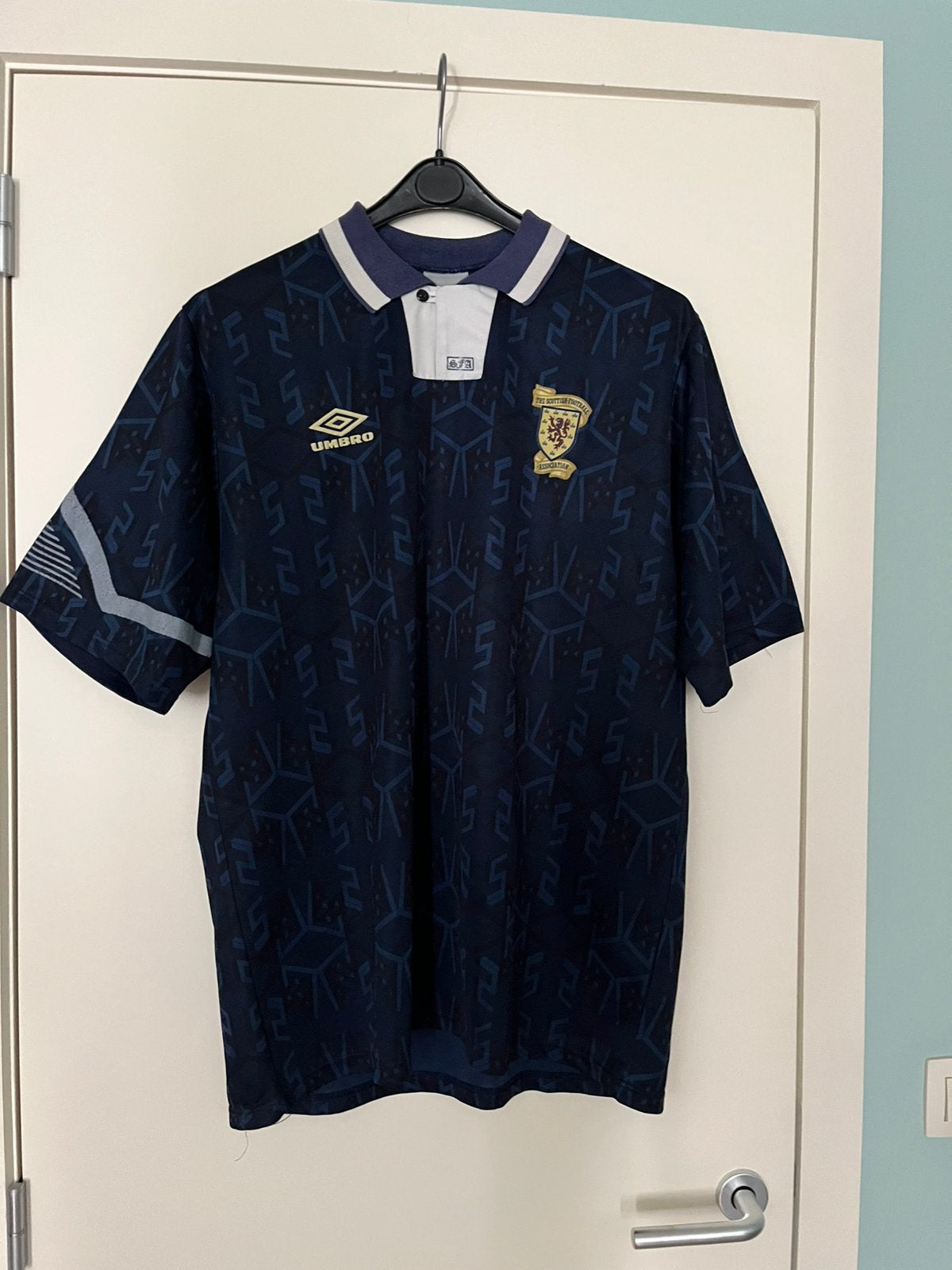 Origineel voetbalshirt van de nationale ploeg van Schotland, Verzamelen, Sportartikelen en Voetbal, Ophalen, Gebruikt, Shirt