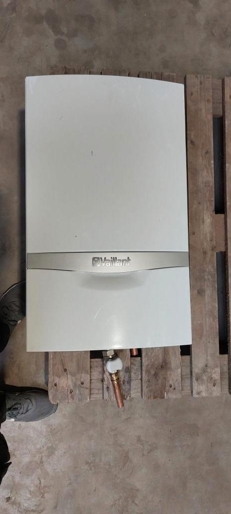Vaillant condensatie gaswandketel ecoTEC plus VC 306/5-5, Chauffe-eau, Comme neuf, 6 à 10 ans, Enlèvement