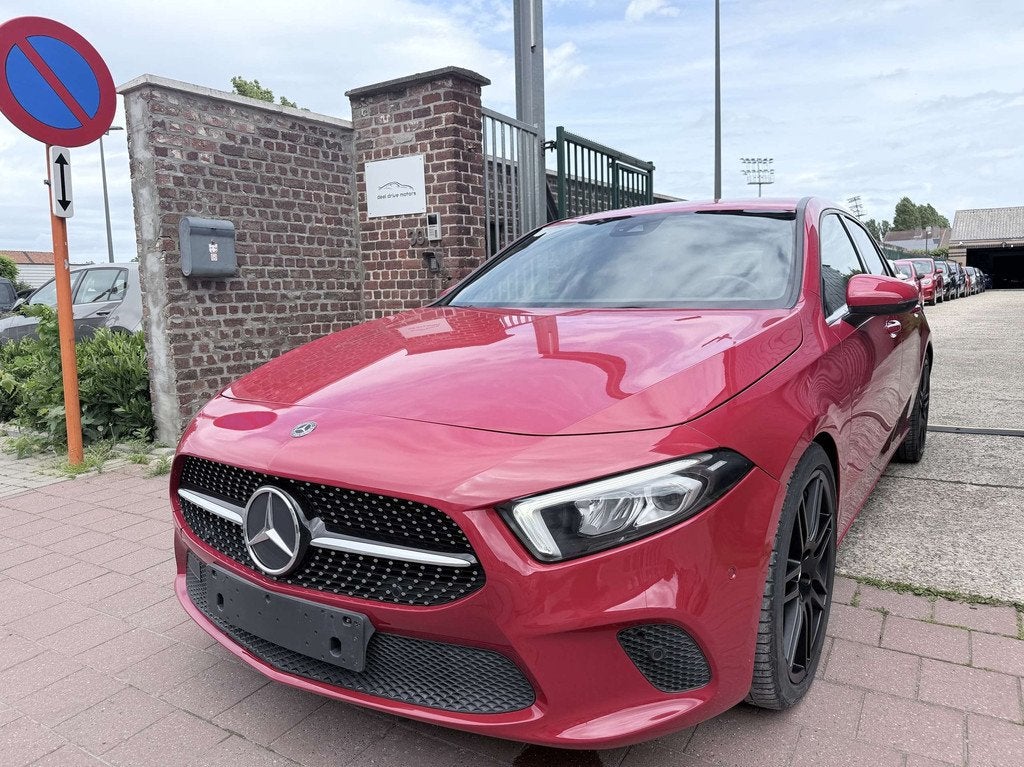 Mercedes-Benz A 180 EDITION AUTOMAAT | CARPLAY | AIRCO | NAV, Auto's, USB, Gebruikt, 136 pk, Bedrijf