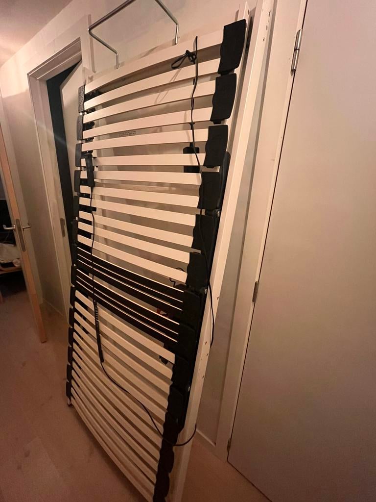 Elektrisch verstelbare lattenbodem 90 x 200, Huis en Inrichting, Ophalen, Gebruikt, 90 cm, Eenpersoons