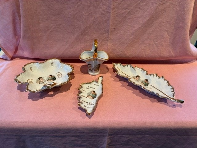 4 plats en porcelaine Napoléon Joséphine et Napoléon., Antiquités & Art, Enlèvement ou Envoi