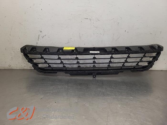 Bumper Rooster van een Renault Trafic, Auto-onderdelen, Gebruikt, -, Renault, -