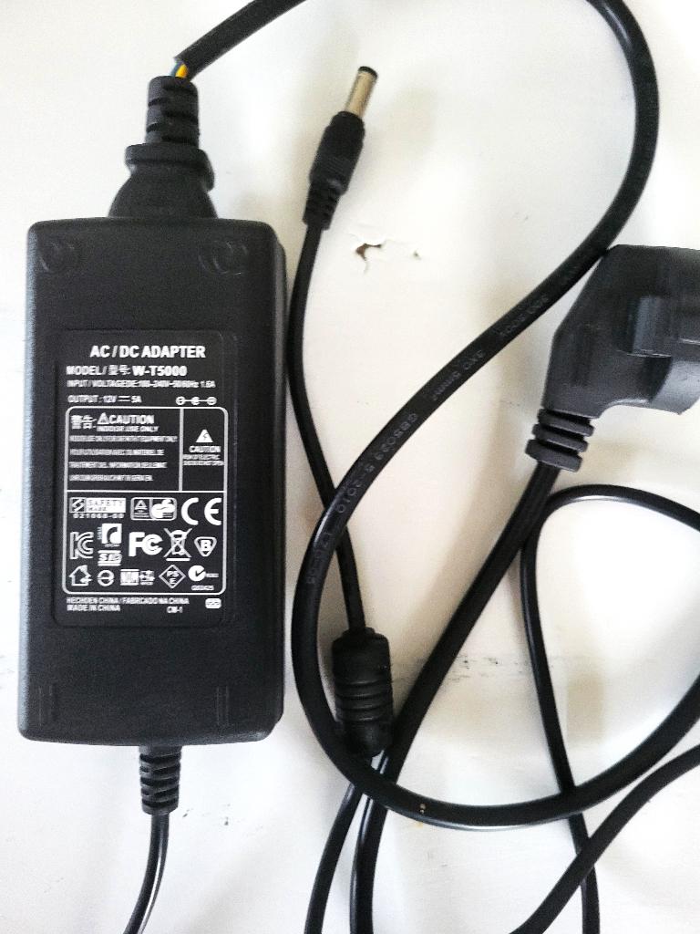 3 adapters. Ook afzonderlijk te koop., Computers en Software, Laptop-opladers, Ophalen of Verzenden, Gebruikt