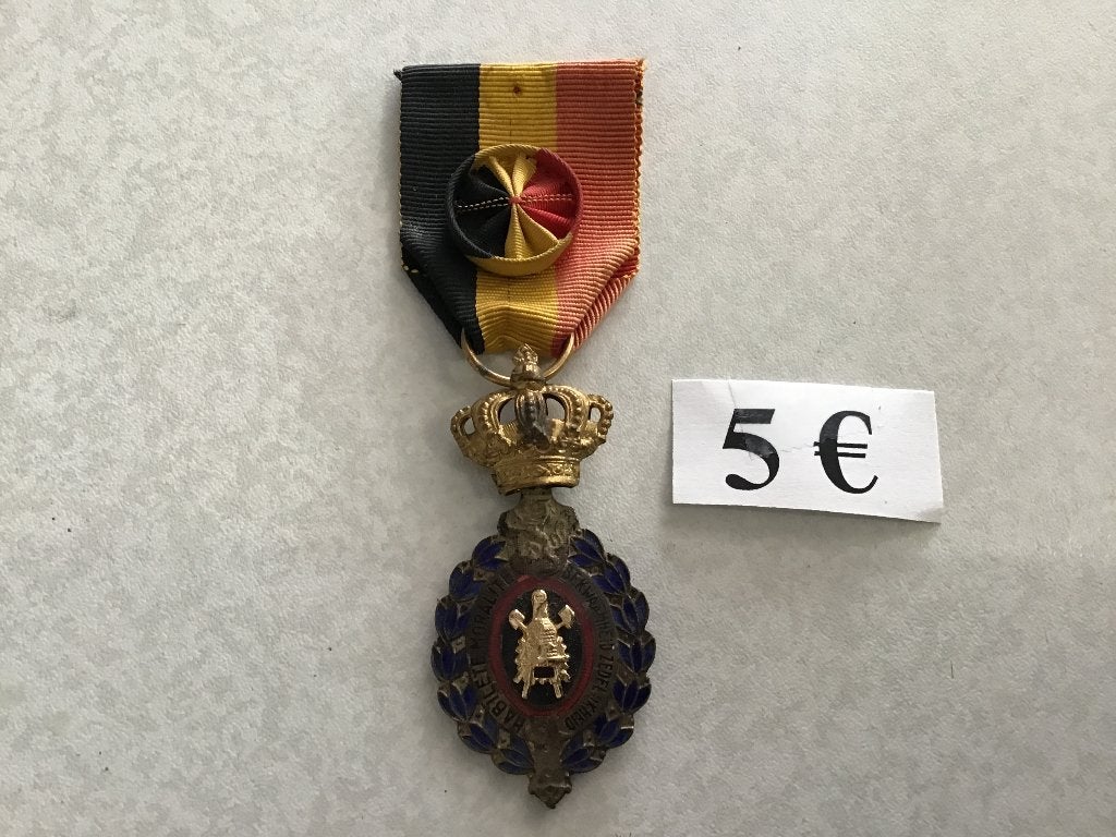 mooie antieke medaille van 10 cm lang en vele andere, Ophalen of Verzenden