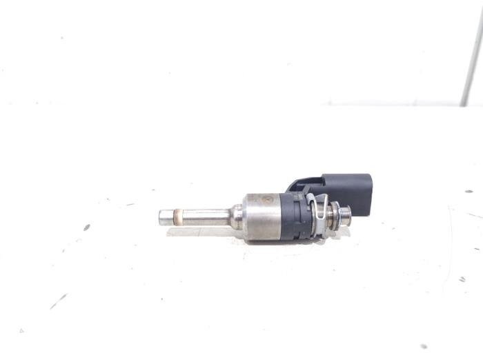 Injector (benzine injectie) van een Volkswagen Passat, Gebruikt, -, Volkswagen, -