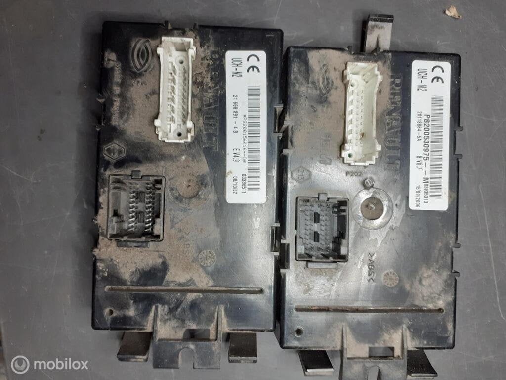 BSI-module 8200530975 Renault Trafic uch-n2 8200156016, Gebruikt, Renault, Ophalen of Verzenden