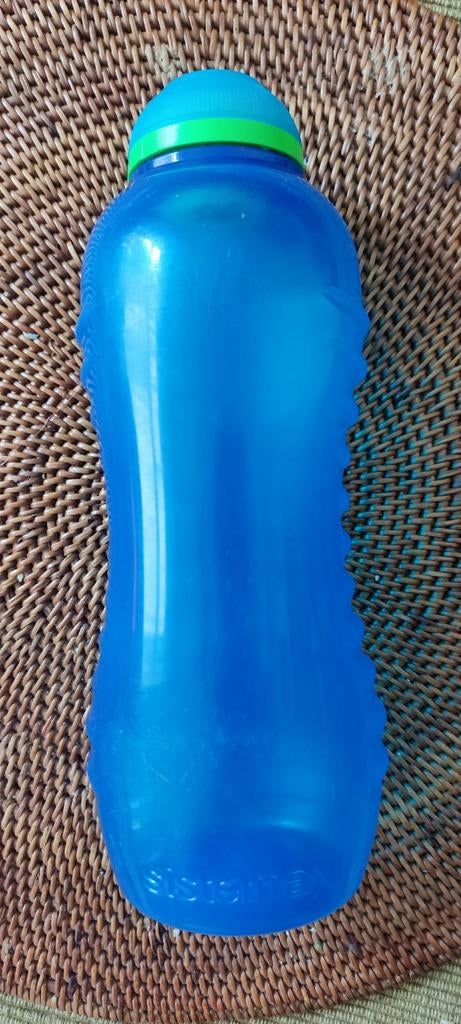 Waterfles voor kinderen, Ophalen