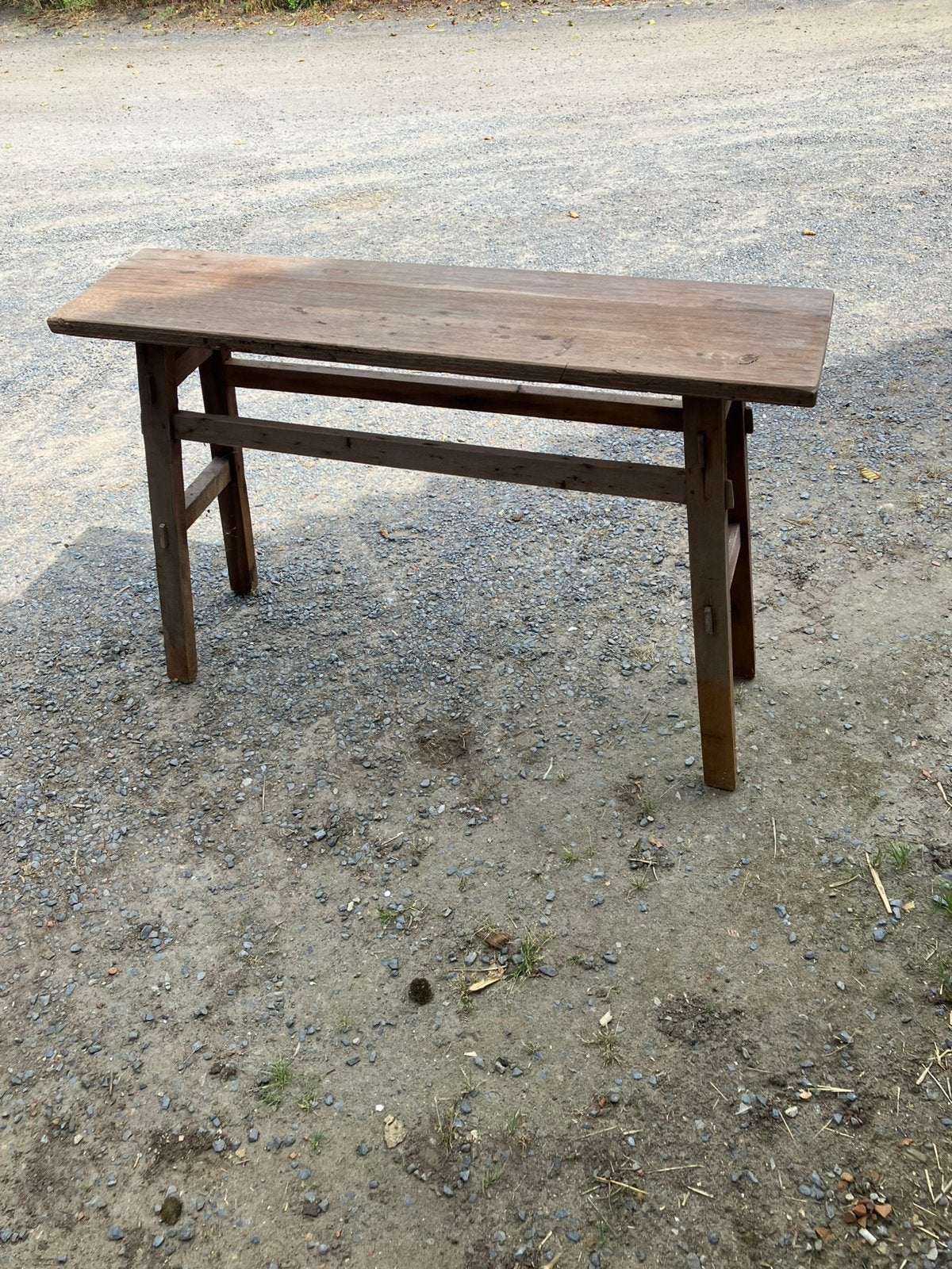 Nieuw tafeltje massief hout, Ophalen