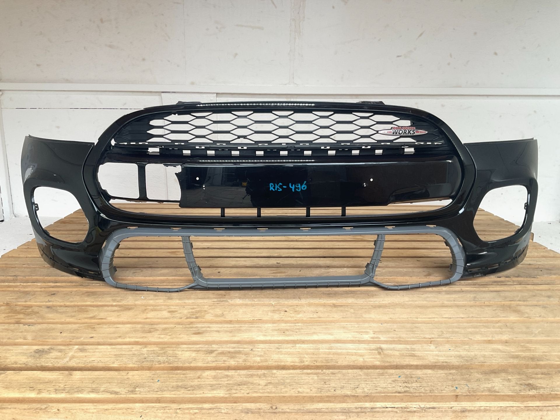 Bumper Mini Hatch / Hardtop (F56) 232729504 Voorbumper RIS-4, Gebruikt, Customer.service@mini.co.uk, Mini, Bumper