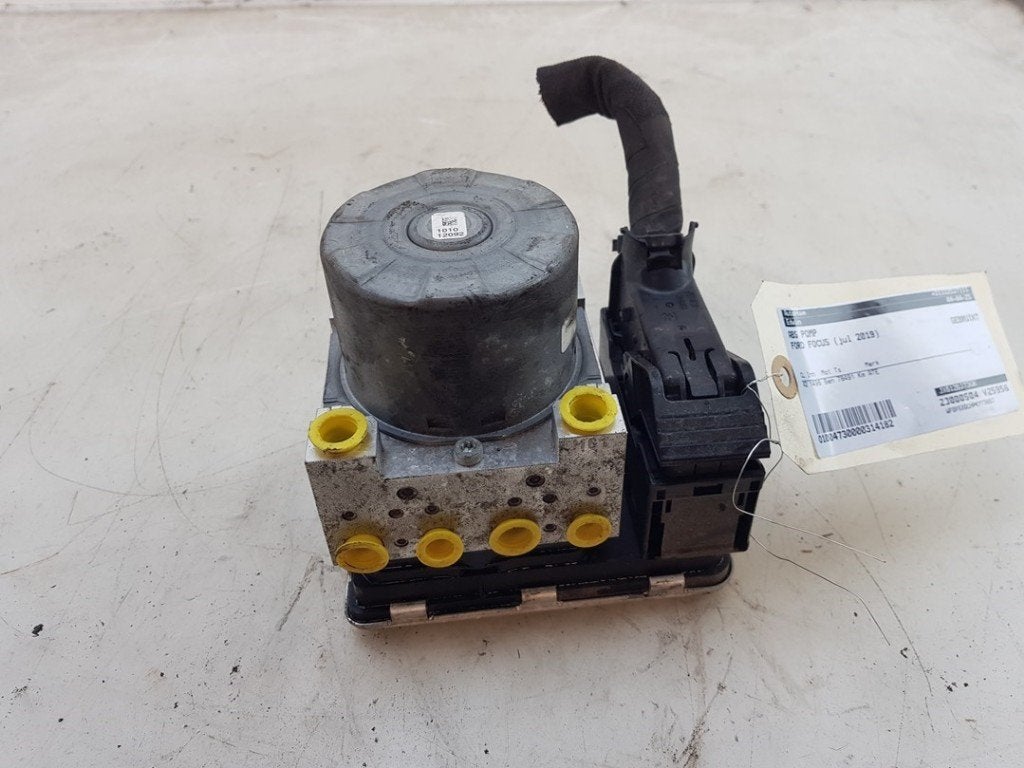 BLOC ABS (FREINS ANTI-BLOCAGE) Ford Focus 4 Wagon, Utilisé, Ford