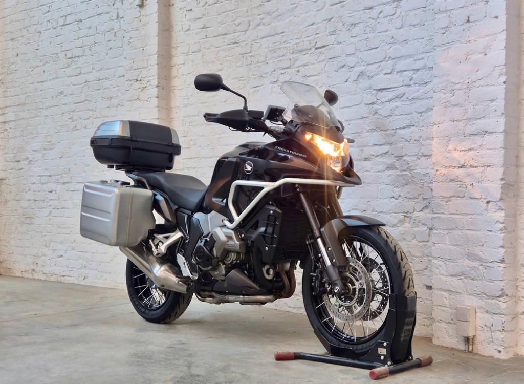 Prachtige Honda VFR 1200 XD crosstourer DCT @motomobilia, Motoren, Motoren | Honda, Bedrijf, Sport, meer dan 35 kW, 4 cilinders