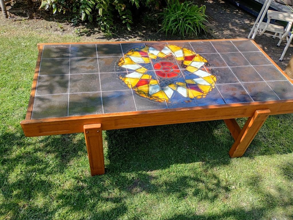 Belarti tegeltafel / salontafel, Ophalen