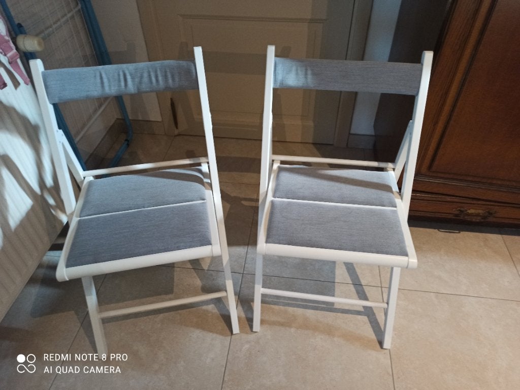 Chaise pliante, Gris, Deux, Enlèvement, Utilisé