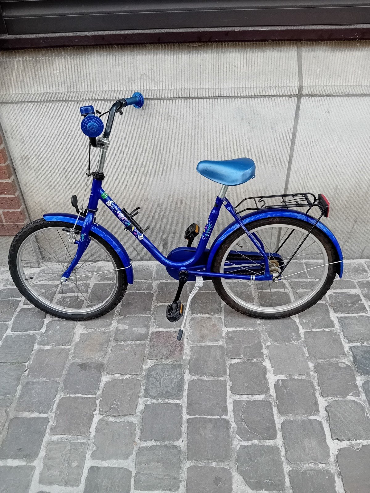 vélo de 20 pouces comme neuf pour fille ou garçon. a retirer, Enlèvement