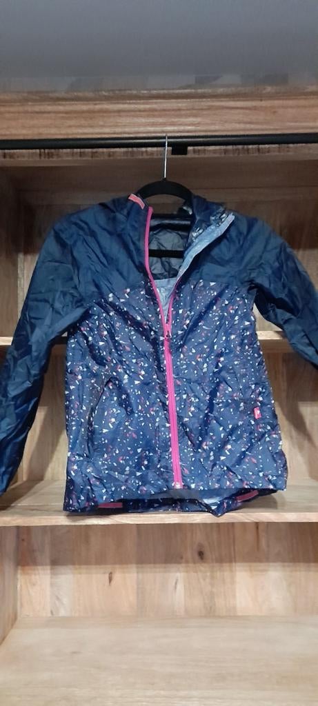 Regenjas voor meisje maat 10/11 jaar, Kinderen en Baby's, Ophalen, Meisje, Zo goed als nieuw, Quechua, Decathlon