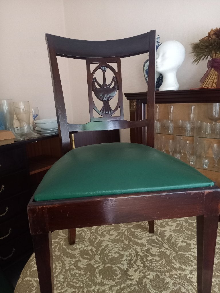 4 stoelen, Ophalen