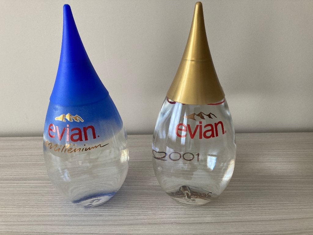 Mineraalwaterflessen van Evian, Verzamelen, Overige supermarkten, Ophalen of Verzenden