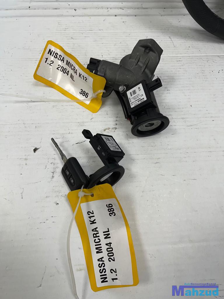 NISSAN MICRA 3 K12 Contactslot met sleutel, Takashima 1-chome 1-1
220-8686  Yokohama, NISSAN_SR@mail.nissan.co.jp, Nissan, Gebruikt