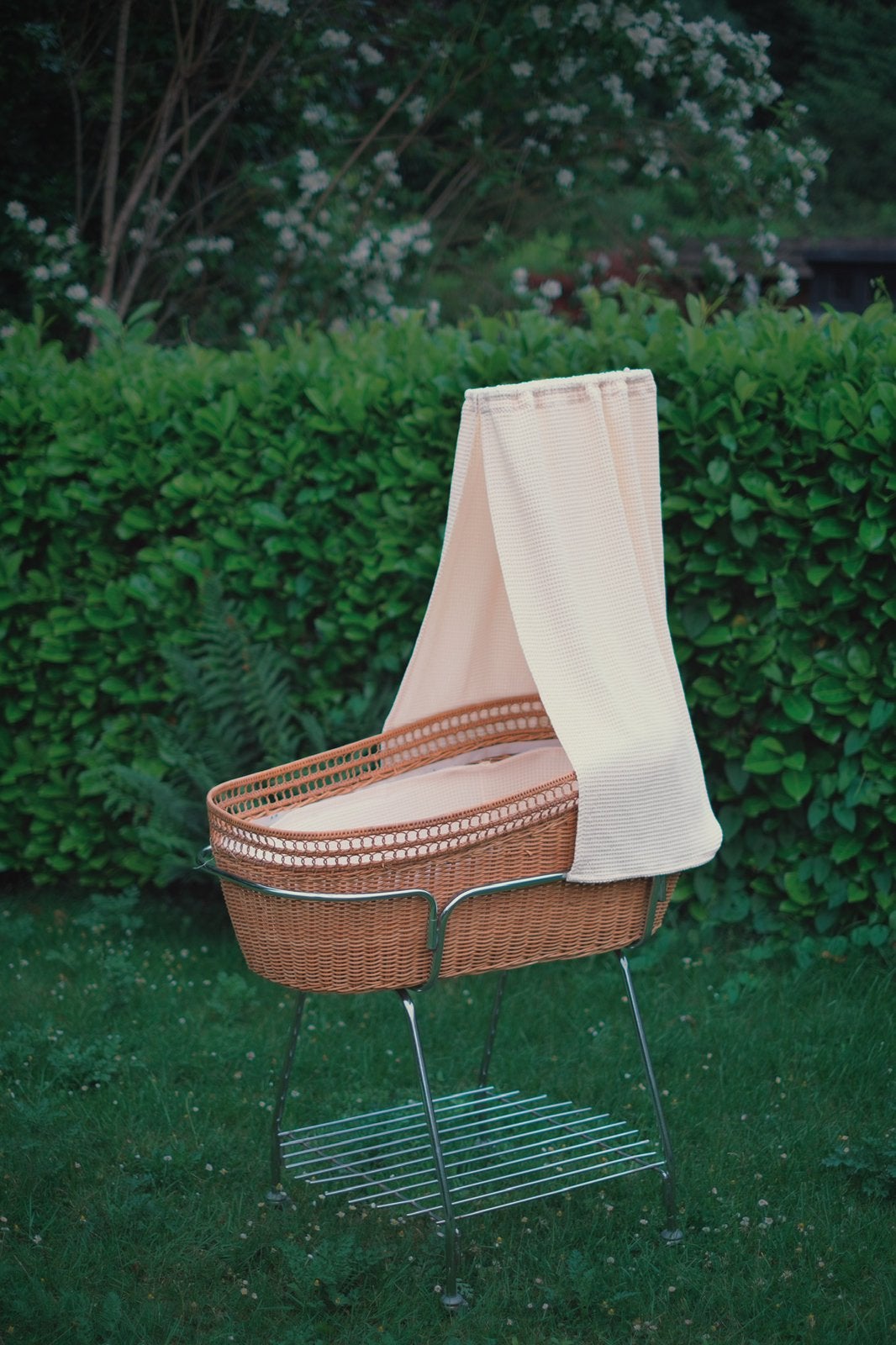 Retro rotan babywieg, Kinderen en Baby's, Ophalen, Gebruikt, Wieg