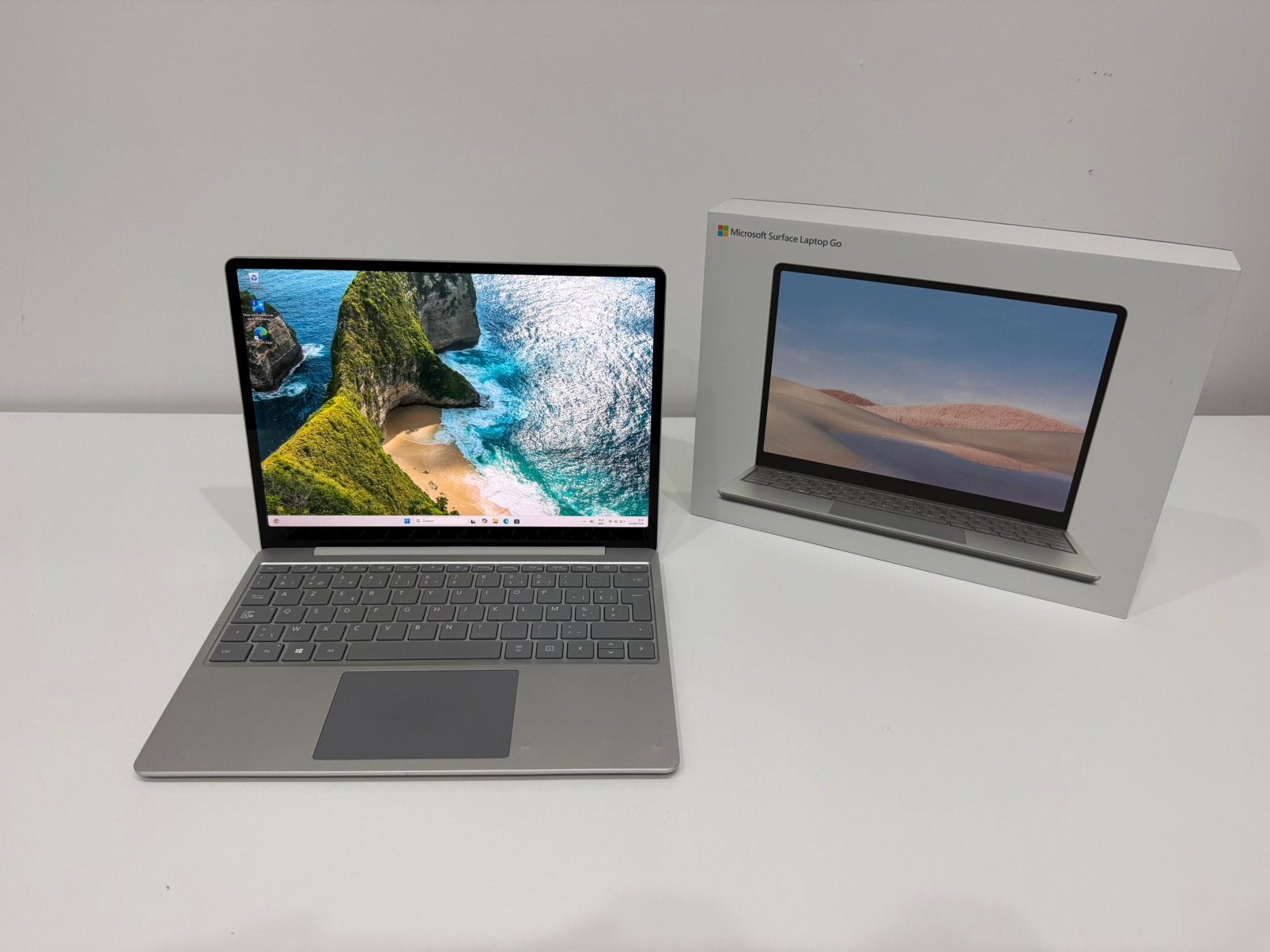 Microsoft Surface Laptop Go - Core i5-10e gen - 512GB SSD, Ophalen of Verzenden, Zo goed als nieuw