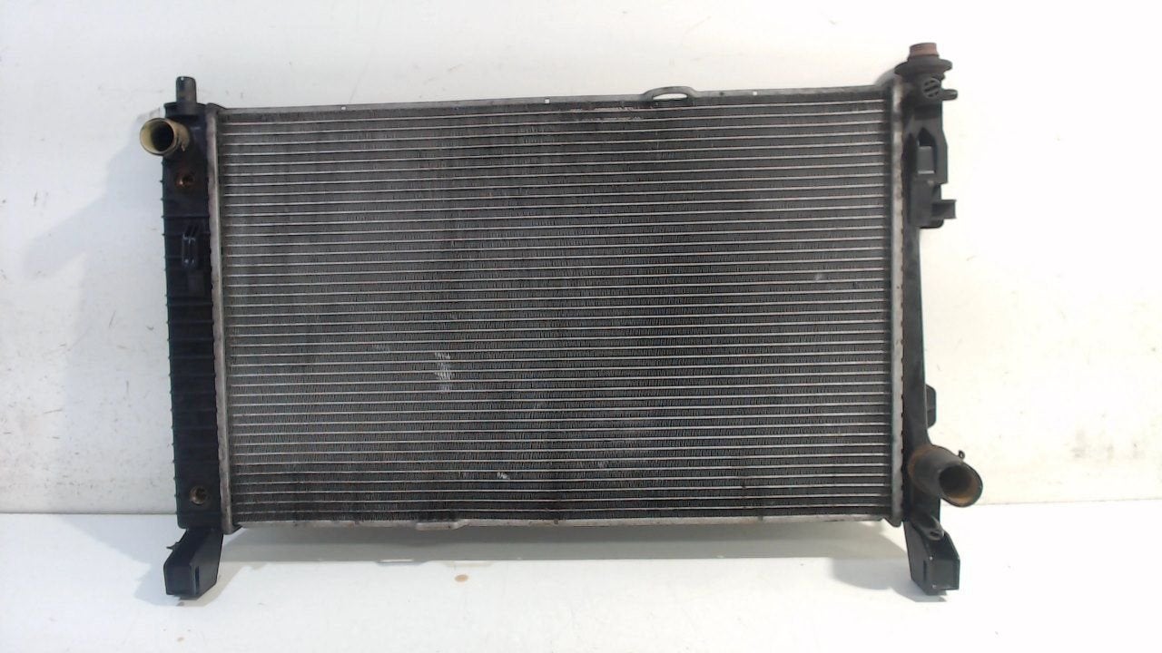 Radiateur Mercedes-Benz B-Klasse, Onderdelen@venauto.nl, Van der Ven Autorecycling B.V., Ettenseweg 76, 4706 PB Roosendaal, The Netherlands