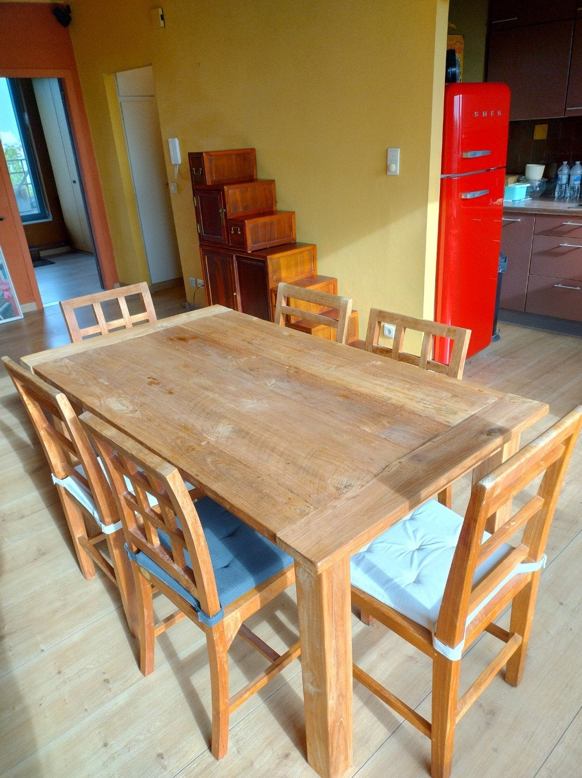 Rustieke tafel +6 stoelen, Ophalen