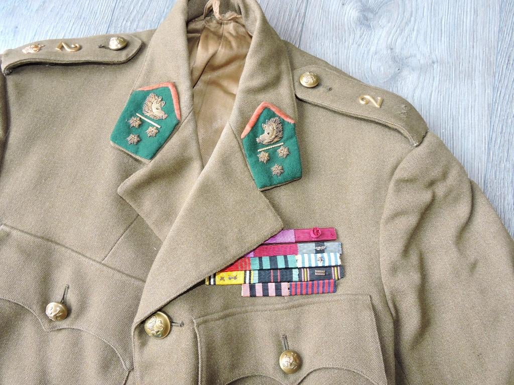 WWII jas van een soldaat OFFICIER ARDENSE JAGERS, Ophalen of Verzenden, Overige soorten