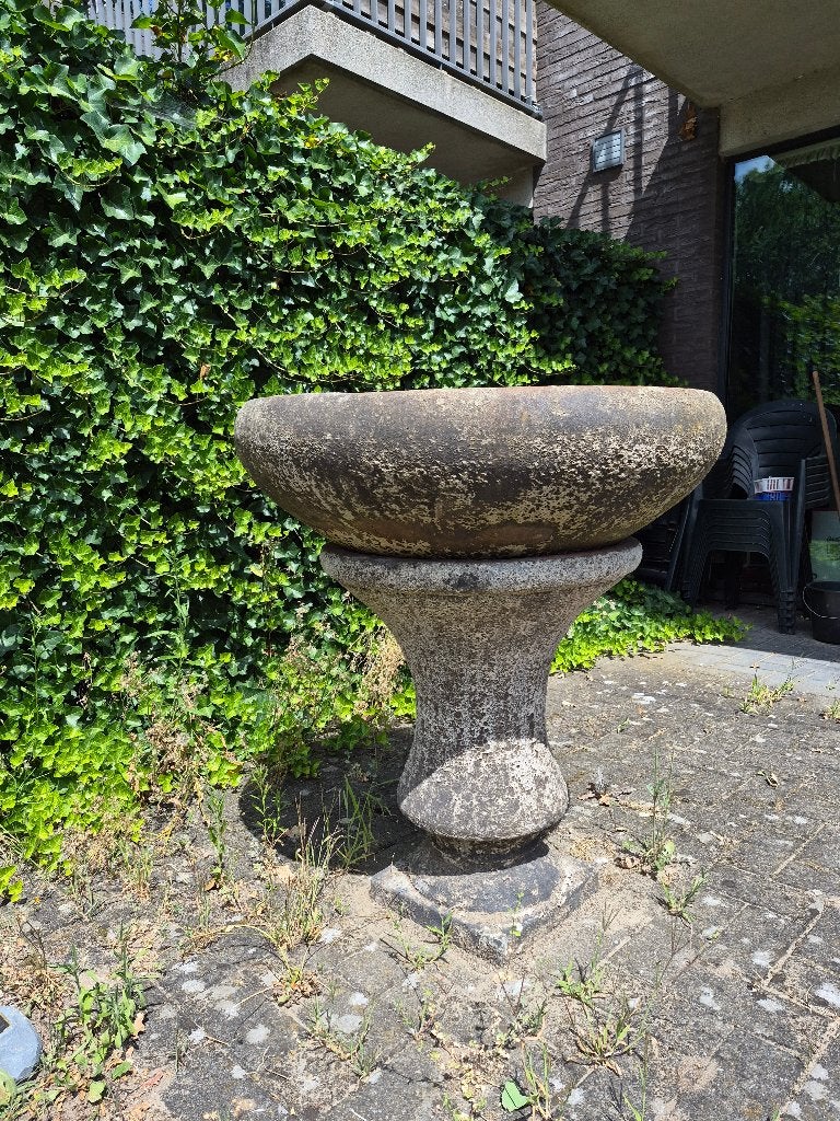 Tuin schaal op poot, Enlèvement, Utilisé