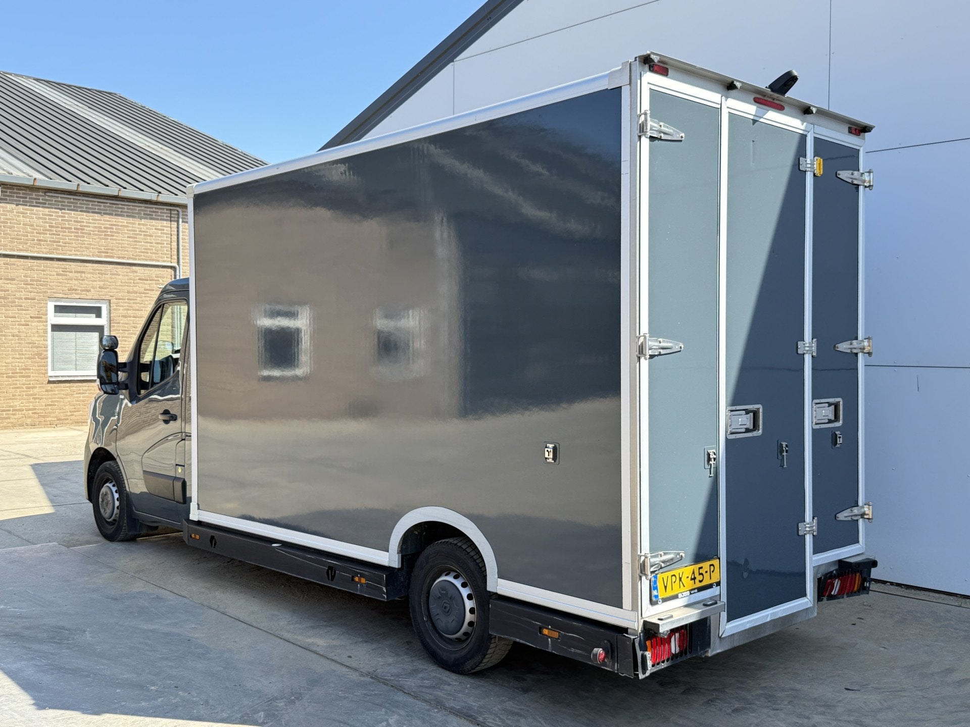 Renault Master T35 2.3 DCI 150PK Automaat L3H2 LED Airco Cru, Auto's, Voorwielaandrijving, Gebruikt, 4 cilinders, Renault