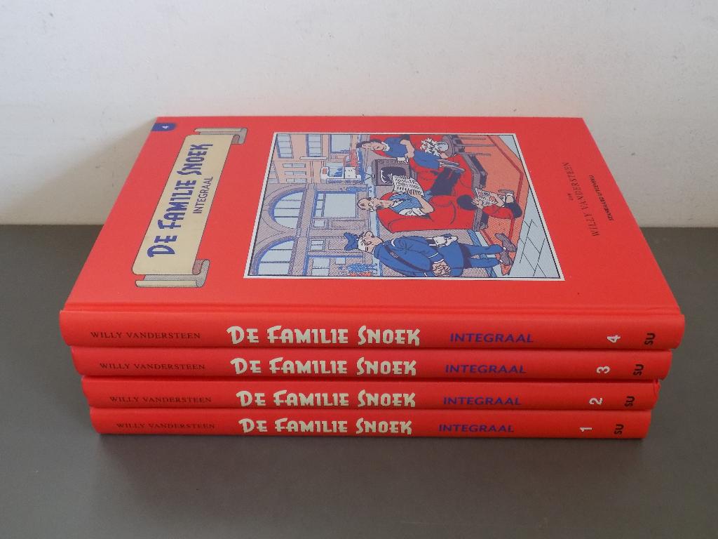 De familie Snoek ~ Complete serie Integrale HC's 1 t/m 4, Boeken, Complete serie of reeks, Ophalen of Verzenden, Nieuw