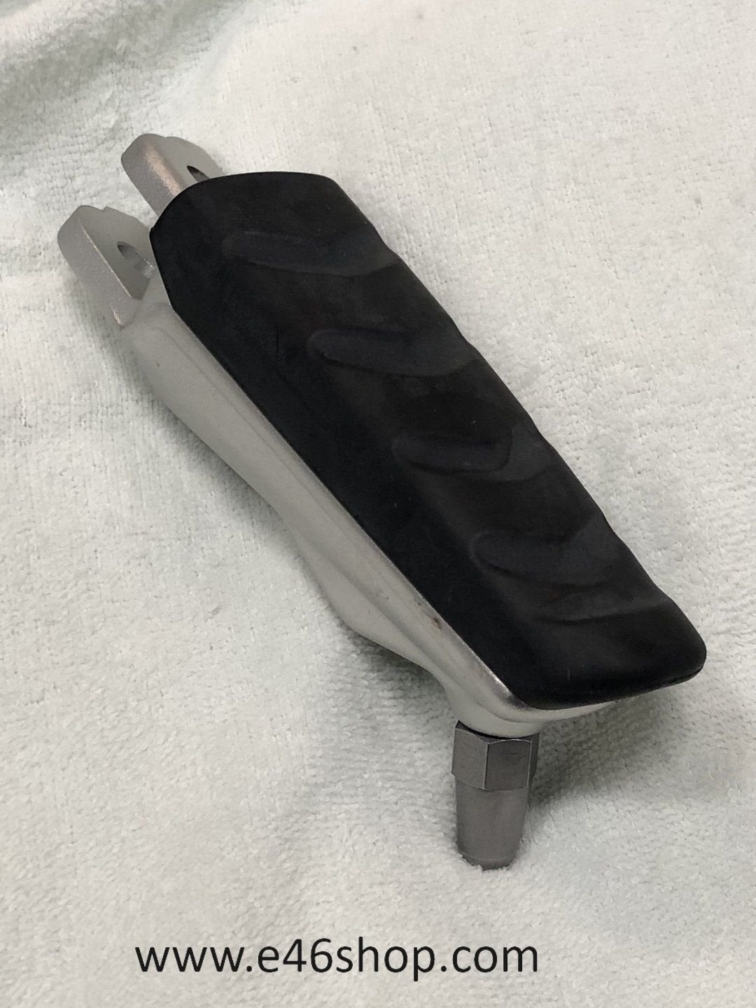 VOETSTEUN RECHTS VOOR BMW K MODELLEN OE 46717700914, Motos, Neuf, -, -, -
