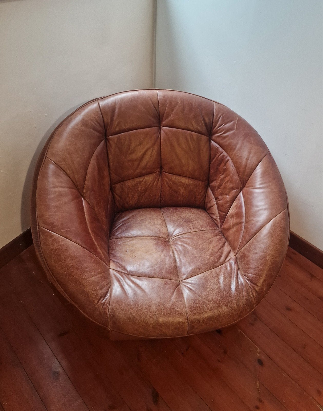 Fauteuil lounge en cuir marron, Maison & Meubles, Enlèvement, Cuir