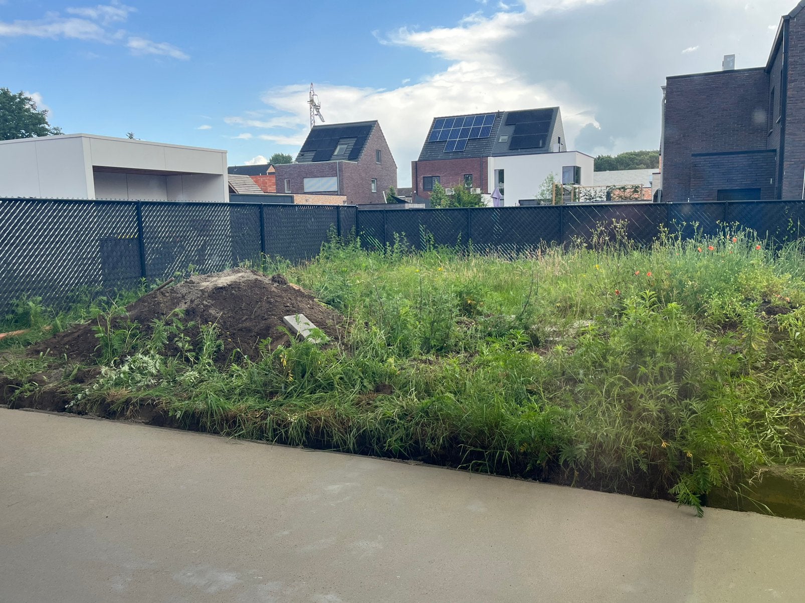 Gratis zwarte Grond, Ophalen, Zo goed als nieuw