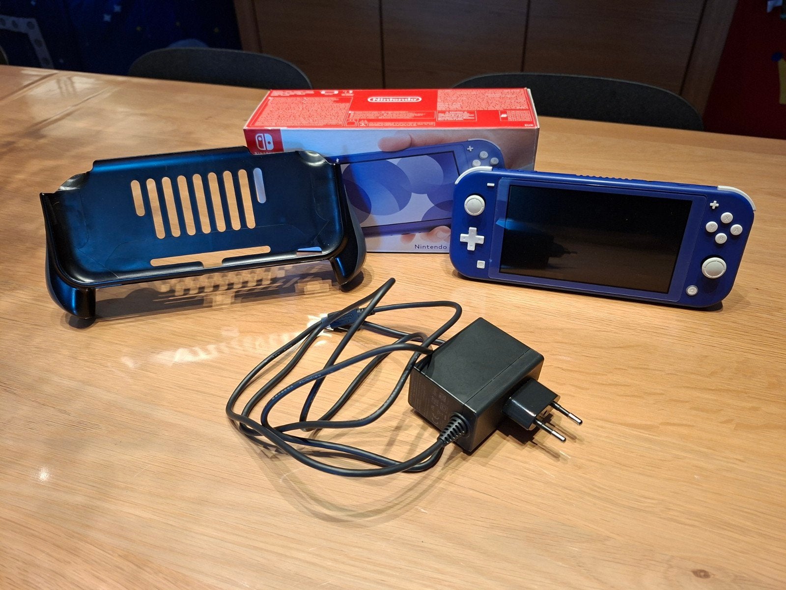 Nintendo Switch Lite, Ophalen
