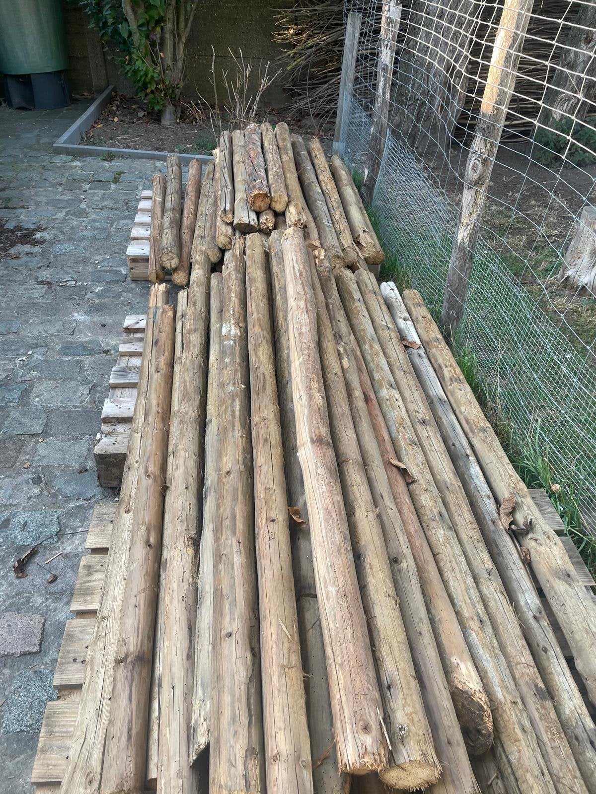 200 jaar oude balken vol eik en grenenhout voor dakgebinten, Doe-het-zelf en Bouw, Ophalen, Gebruikt, Eiken, 50 mm of meer