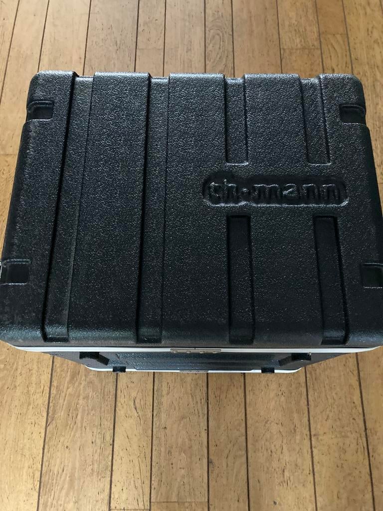 Thomann hardcase 8 HE, Ophalen, Gebruikt, Flightcase