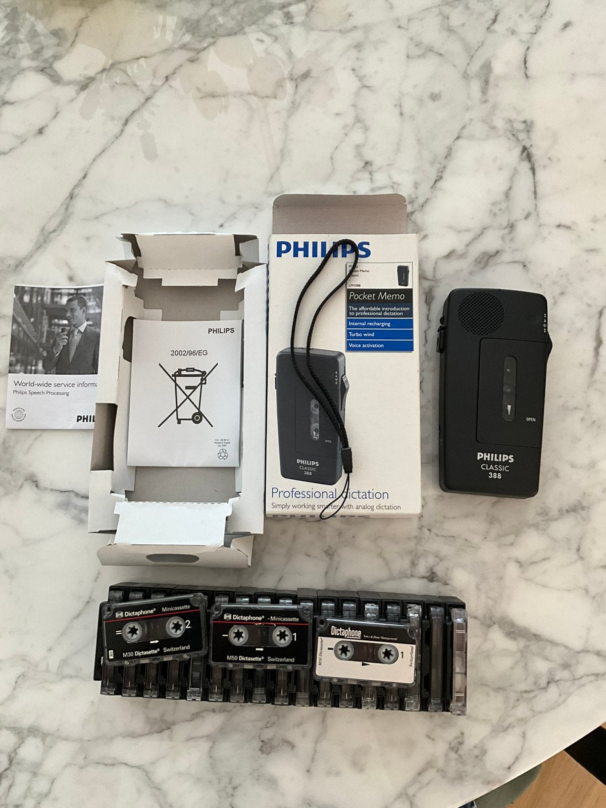 Mémo de poche Philips, Enlèvement, Magnétophone