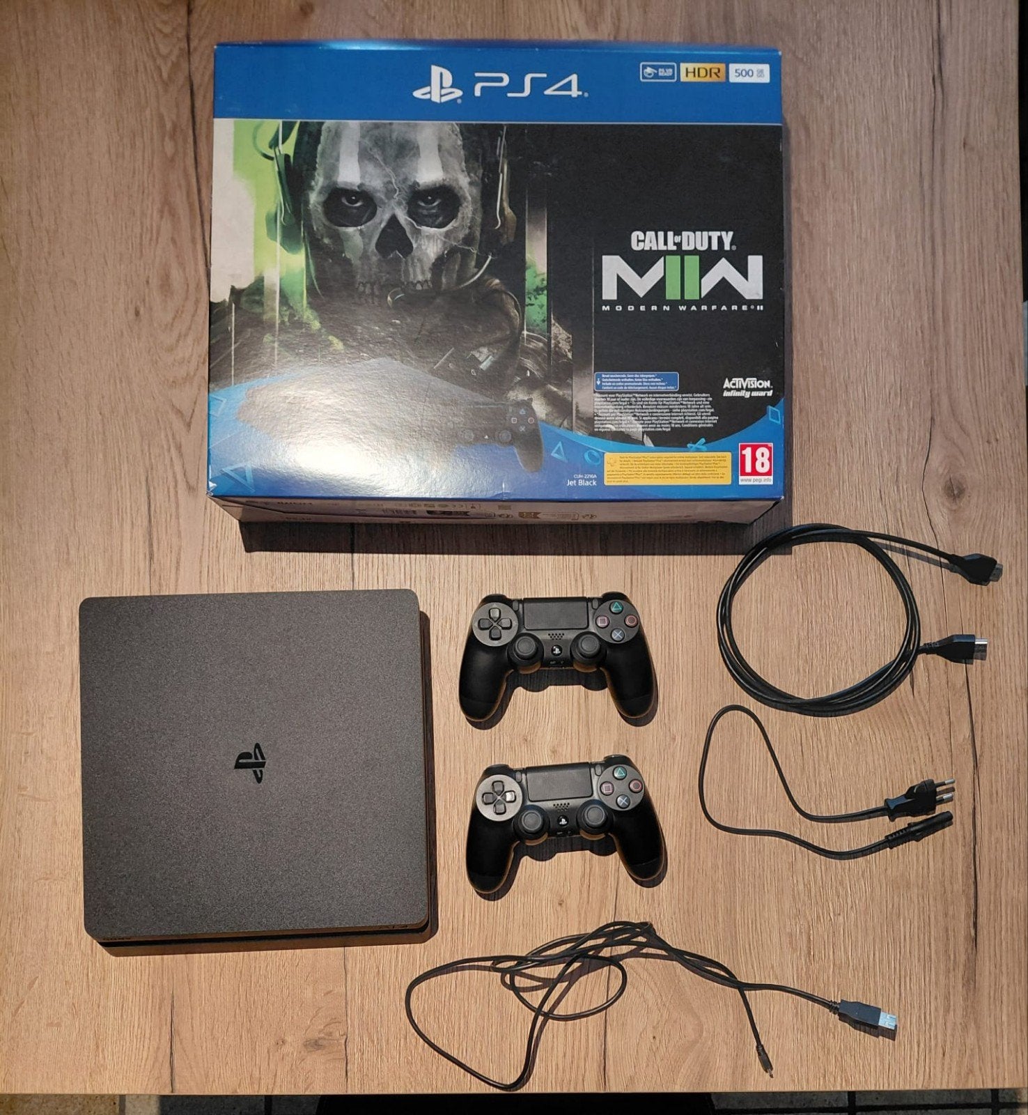 Playstation 4 Slim met games en 2 controllers, Games en Spelcomputers, Spelcomputers | Sony PlayStation 4, Ophalen