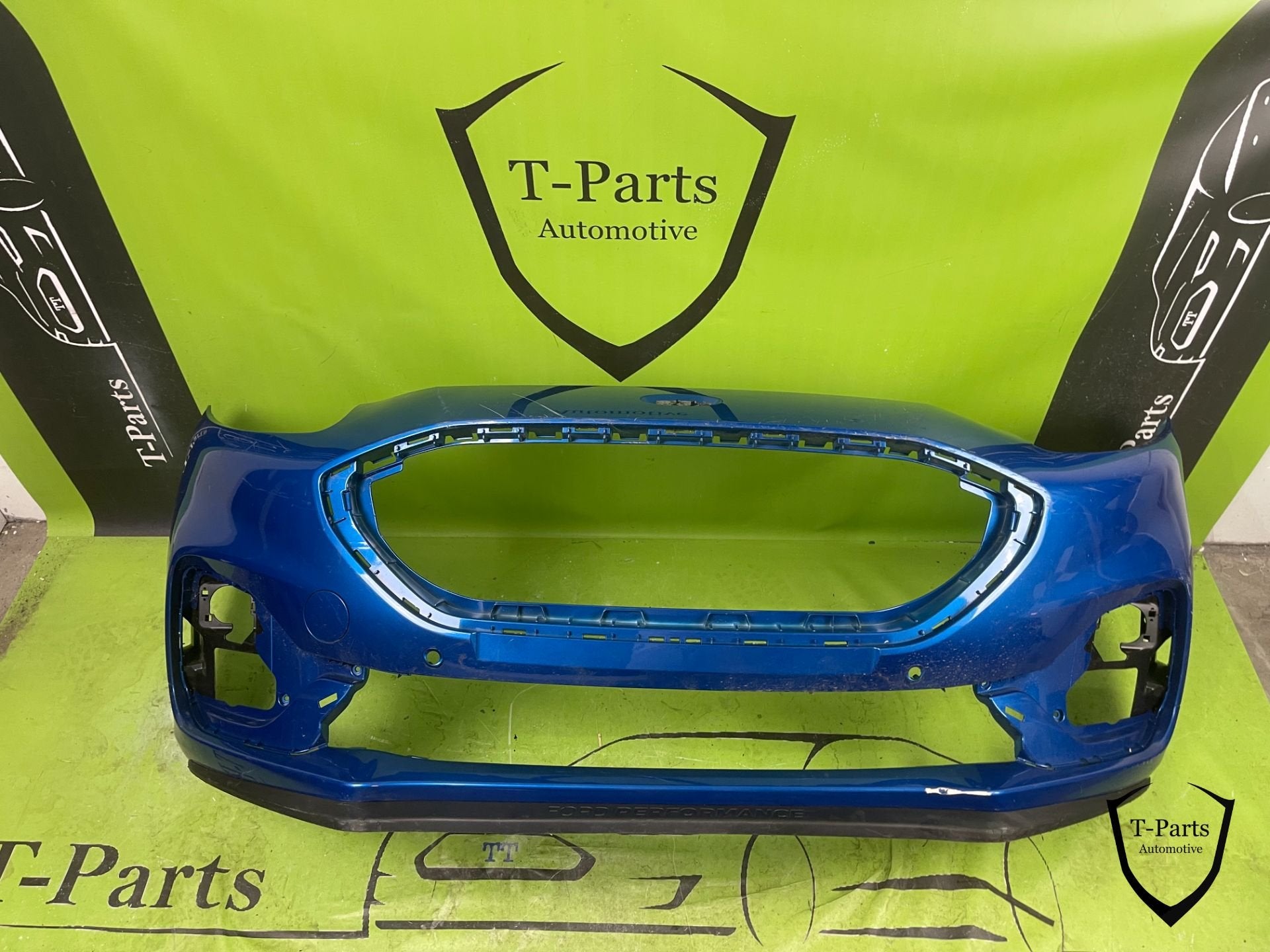 ford puma ST voorbumper 6x pdc bumper 2520501, Gebruikt, Info@ford.com, Ford, Bumper
