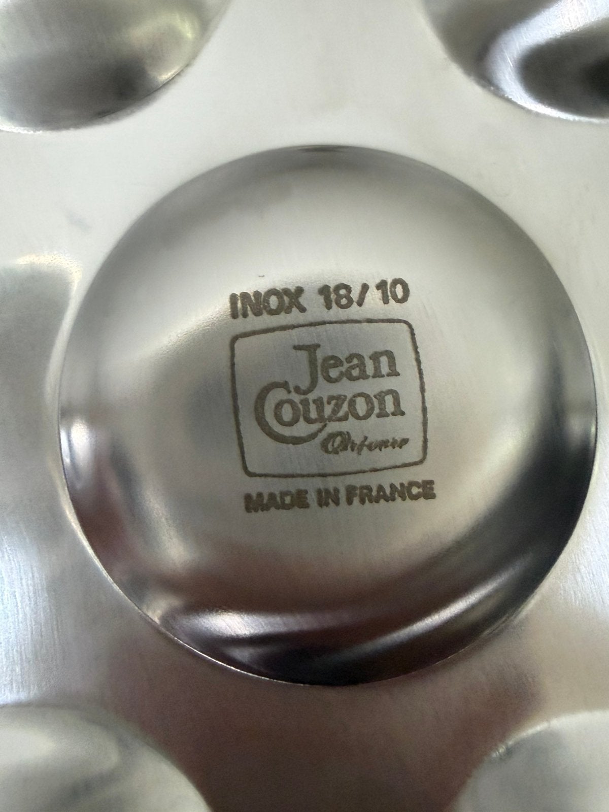 4 assiettes à huîtres Jean Couzon Orfèvre – Inox – France, Maison & Meubles, Enlèvement, Comme neuf