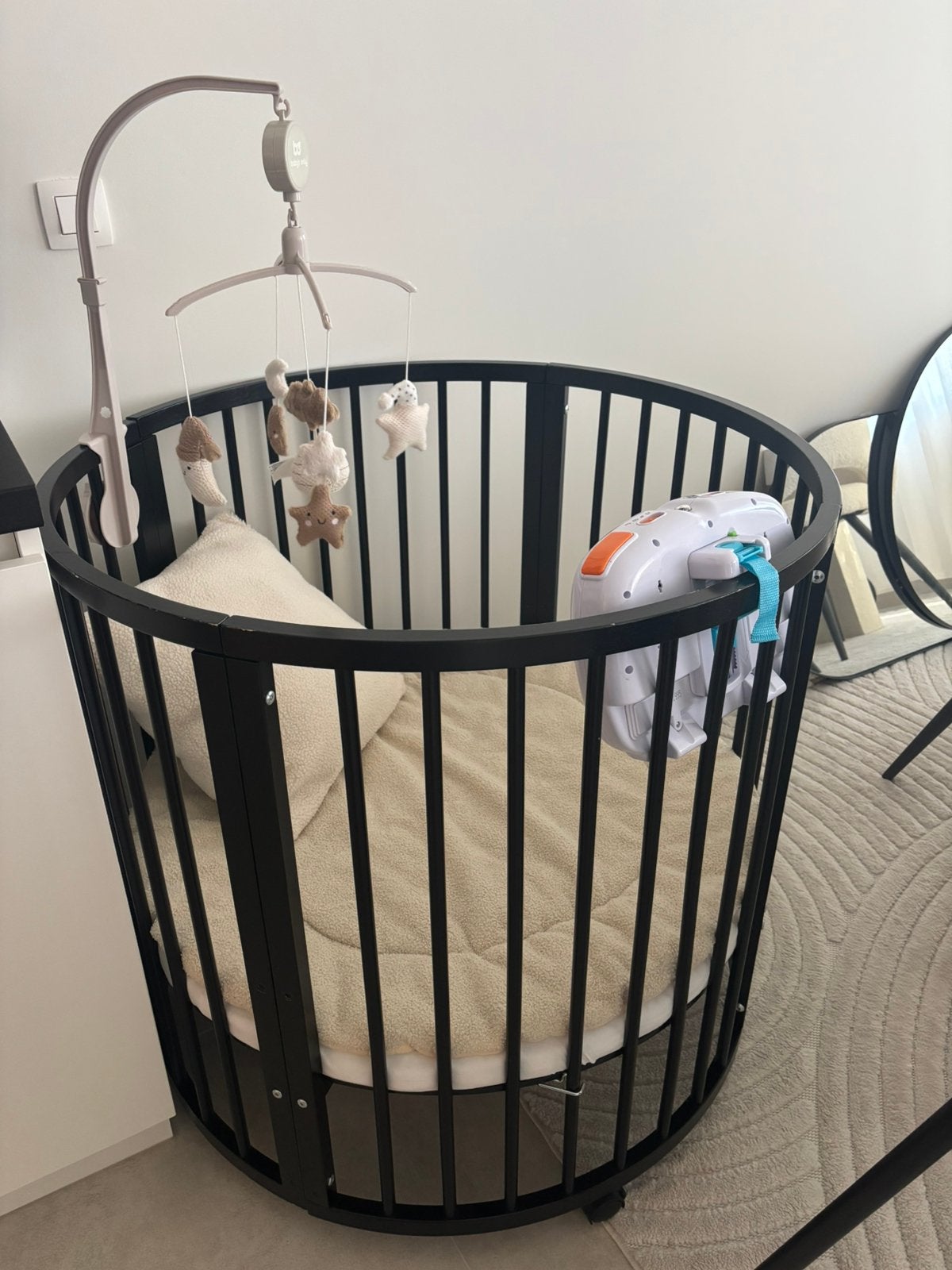 Gratis ronde babybox, Kinderen en Baby's, Ophalen, Gebruikt, Rond, In hoogte verstelbaar