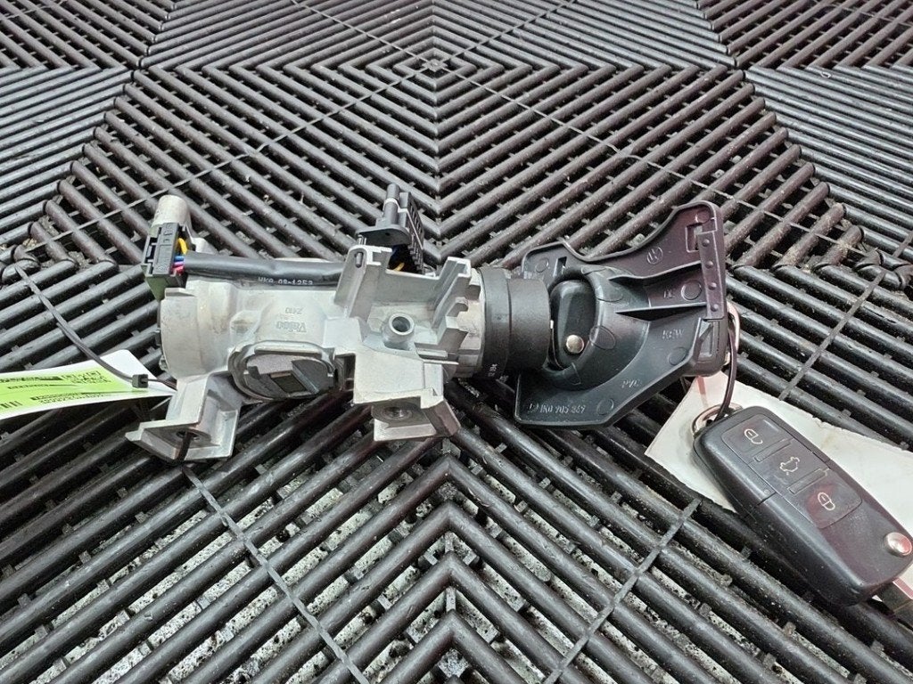 CONTACTSLOT + SLEUTEL Golf Plus (5M1 / 1KP) (|1K0905851B|), Auto-onderdelen, Gebruikt, Volkswagen, Volkswagen AG, Kundenbetreuung@volkswagen.de
